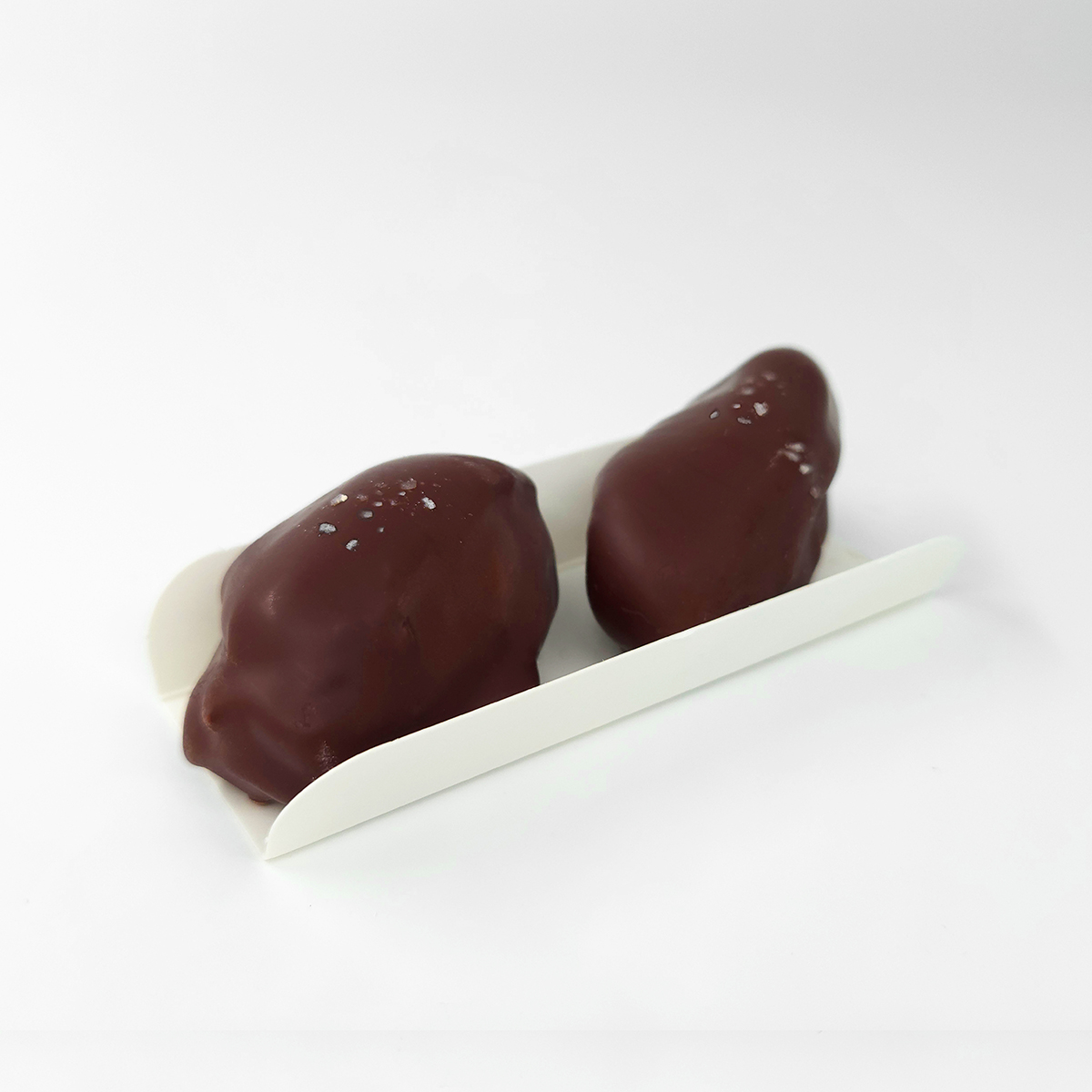 chocolate covered dates with peanut butter