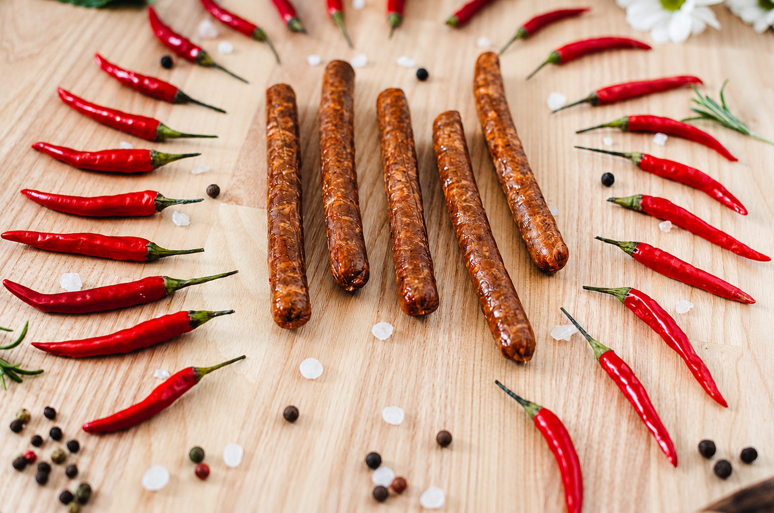 Alternativă vegetală la cârnați Kabanos, cu chilii 160g - imagine 3